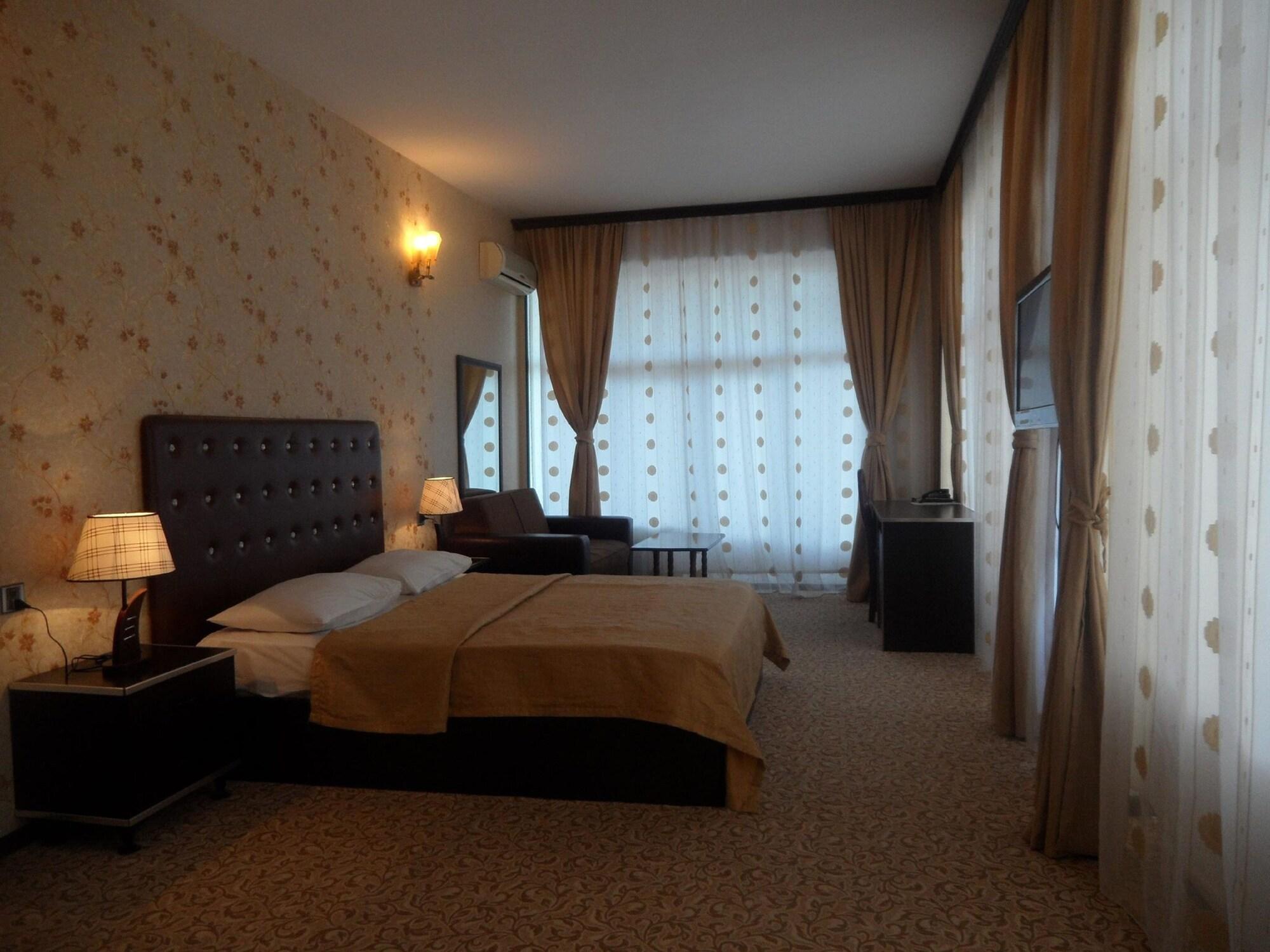 Avand Hotel באקו מראה חיצוני תמונה